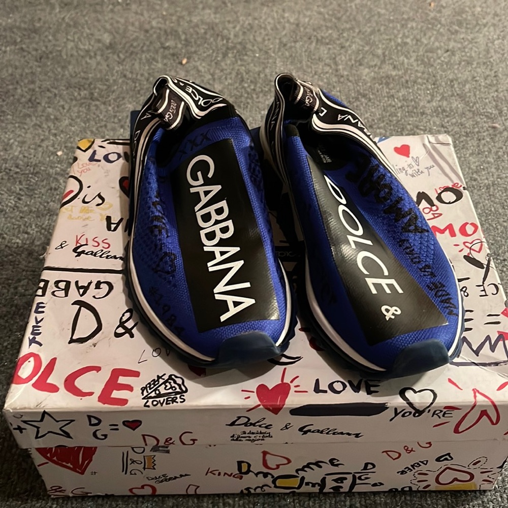 Shoes size 39 sock fit blue and black